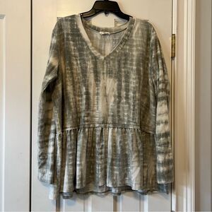 Entro Boutique Tie Dye Fleece Peplum Long Sleeve Blouse Size XL